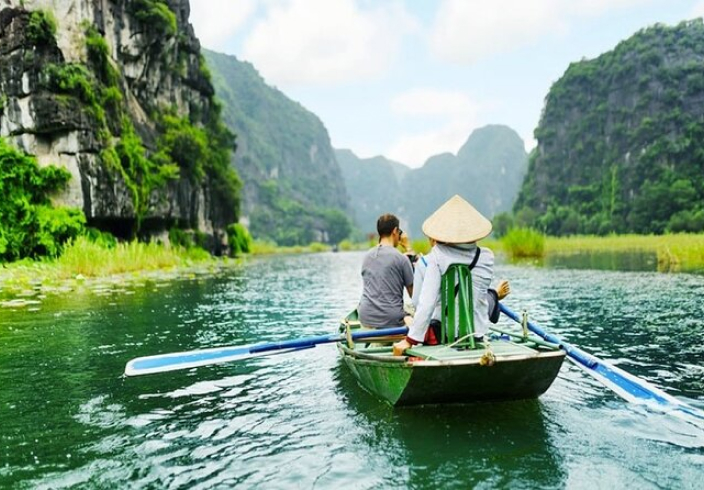 Perfect 3N Vietnam Tour Package from Chennai