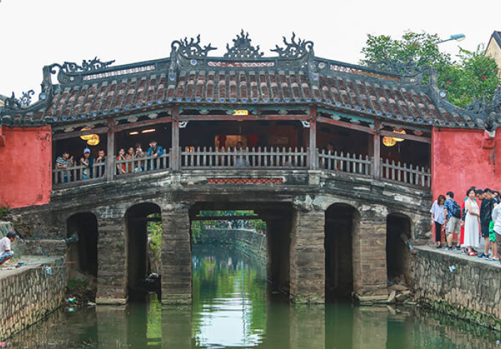 6-Night Vietnam Tour Package from Ahmedabad – Island to Lanterns