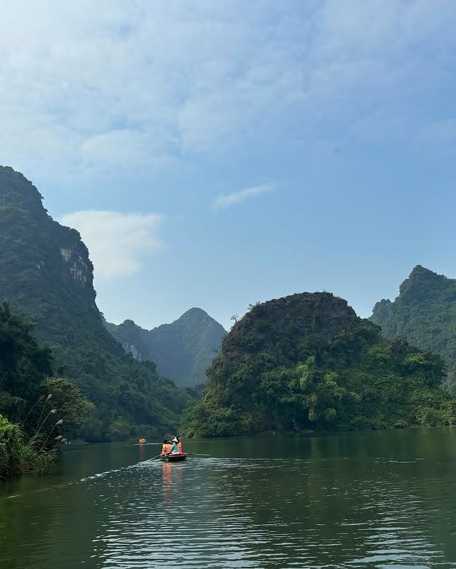 6-Night Hanoi, Ninh Binh and Ha Long Bay Adventure Trip Package
