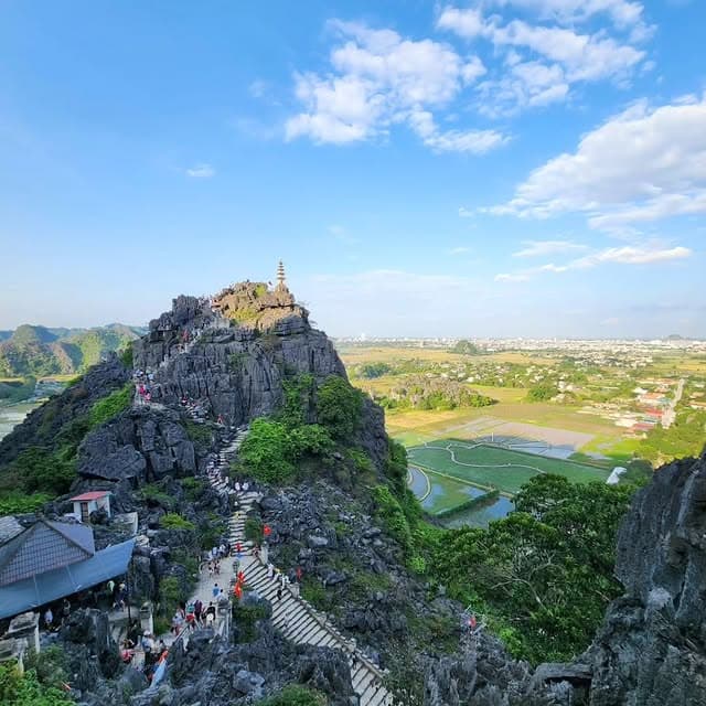 Hanoi, Ninh Binh, Sapa, Da Nang and Ho Chi Minh City, 11-Night Adventure Trip