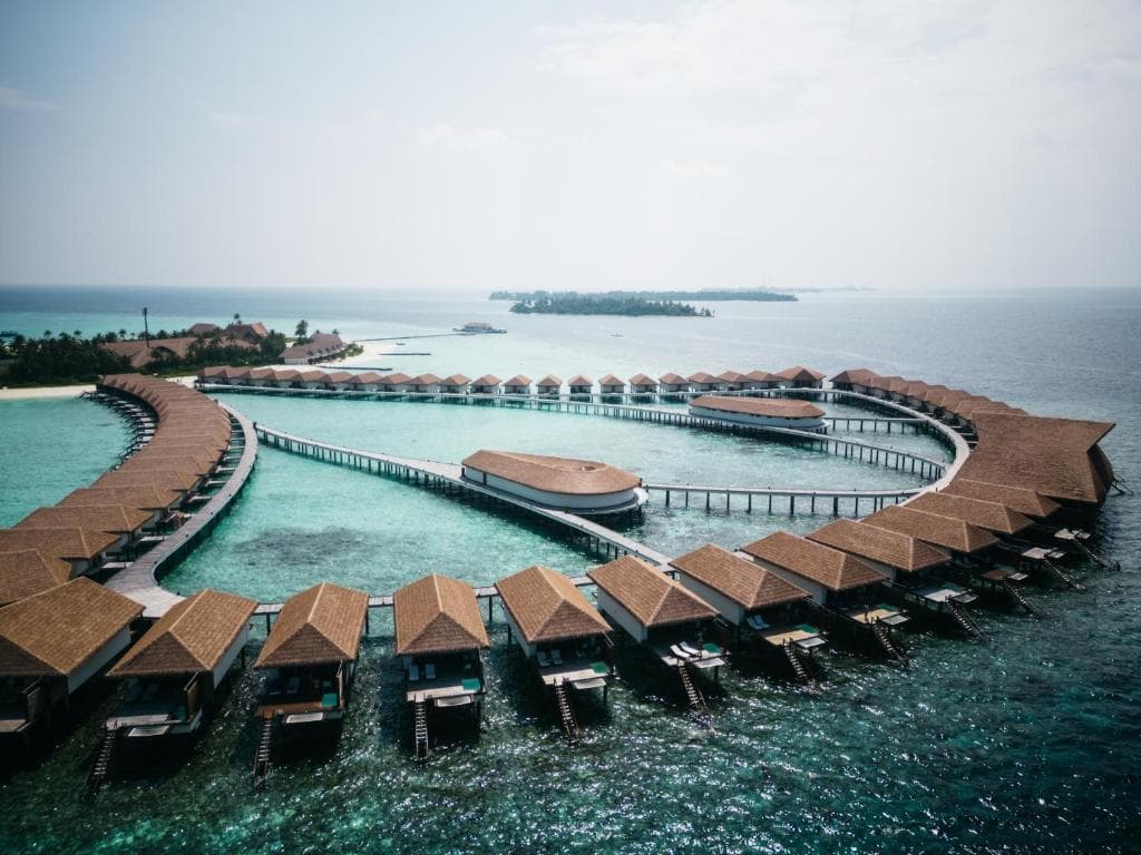 3-Night Cinnamon Velifushi Honeymoon Escape from Kolkata