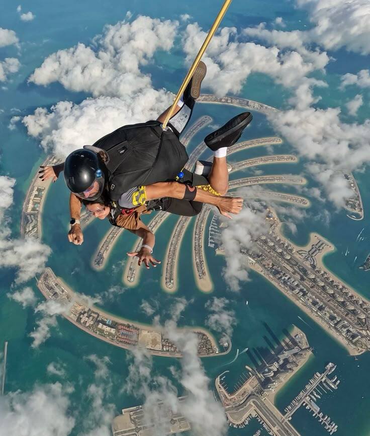 Dubai Holiday Package from Bangalore – 3N/4D with Sky Views, Palm Jumeirah & Safari