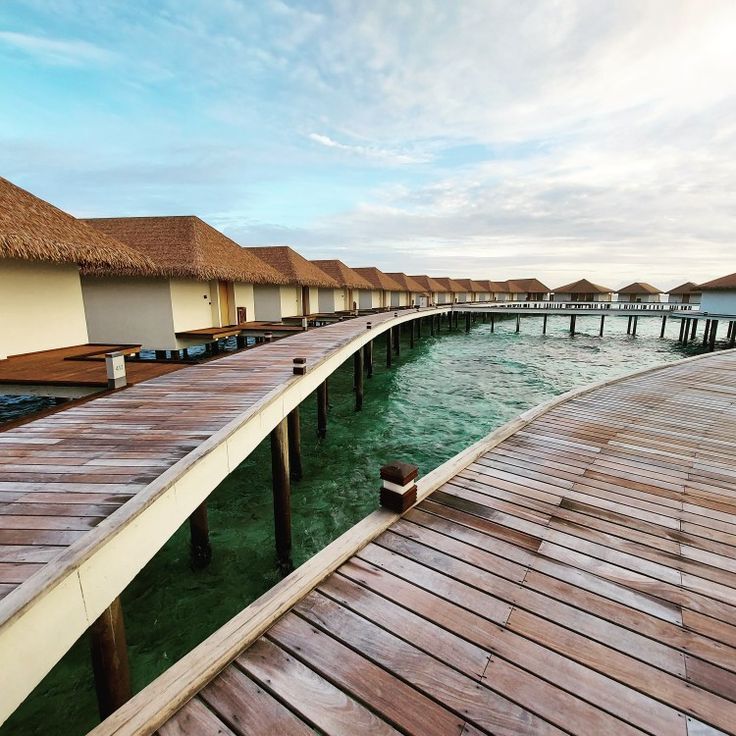 Cinnamon Velifushi – 3N Split Stay Honeymoon Tour Package from Hyderabad