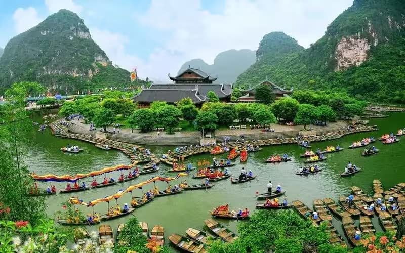 Ninh Binh Scenic Landscapes
