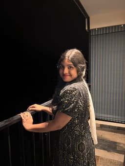 Aadhira.DS