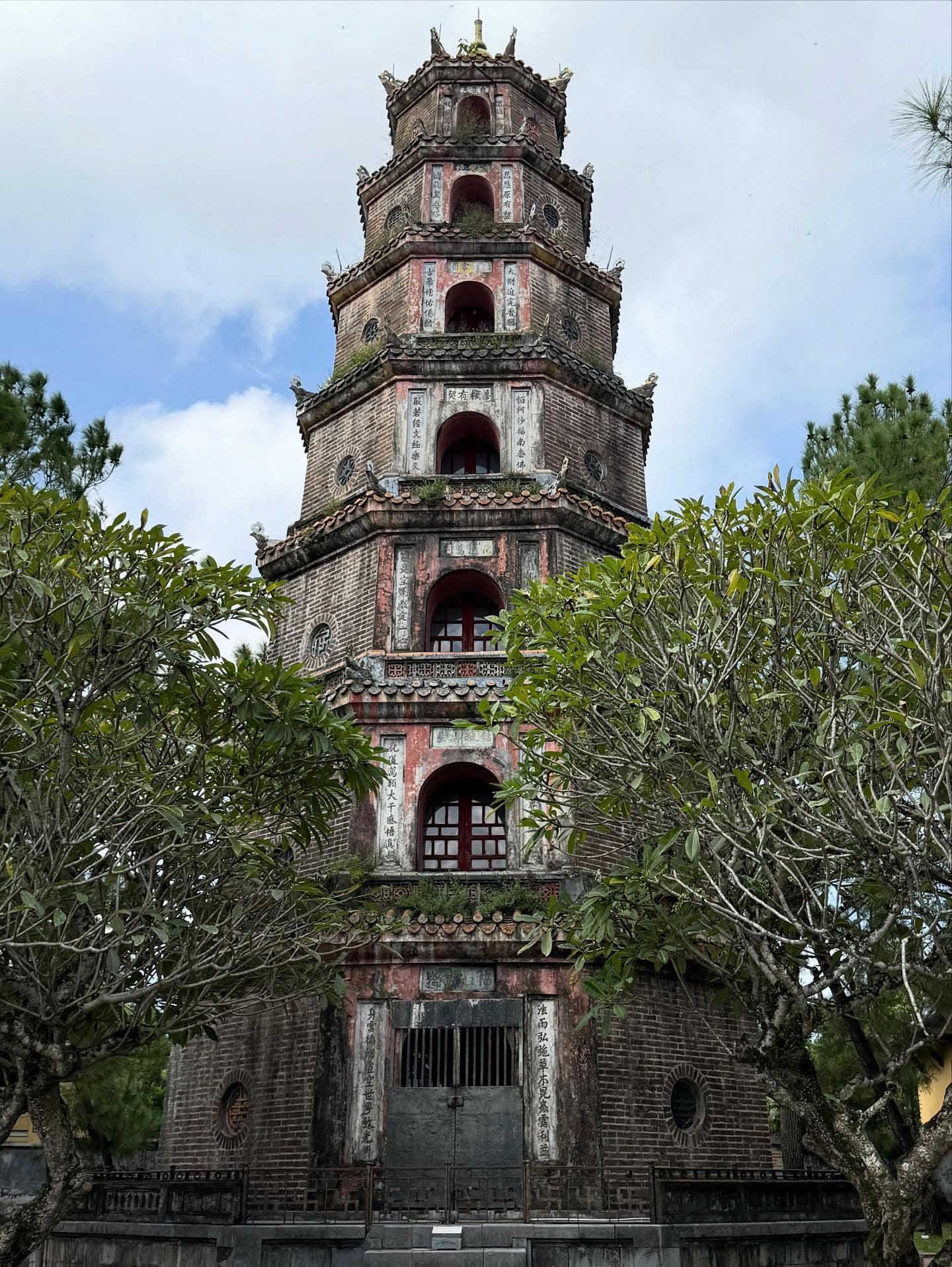 10 Budget Nights from Pune, Hanoi Through Ninh Binh and Hue