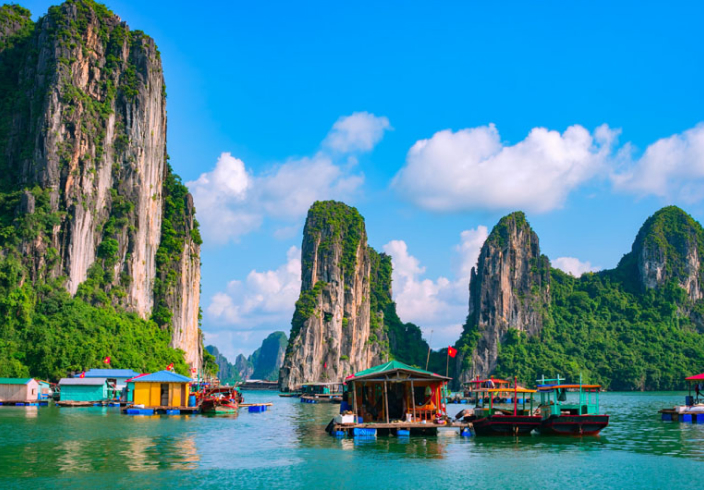 4-Night Cruise & Countryside Vietnam Journey