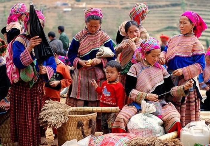 3-Night Vietnam Getaway from Pune – Cruise, Caves & Capital