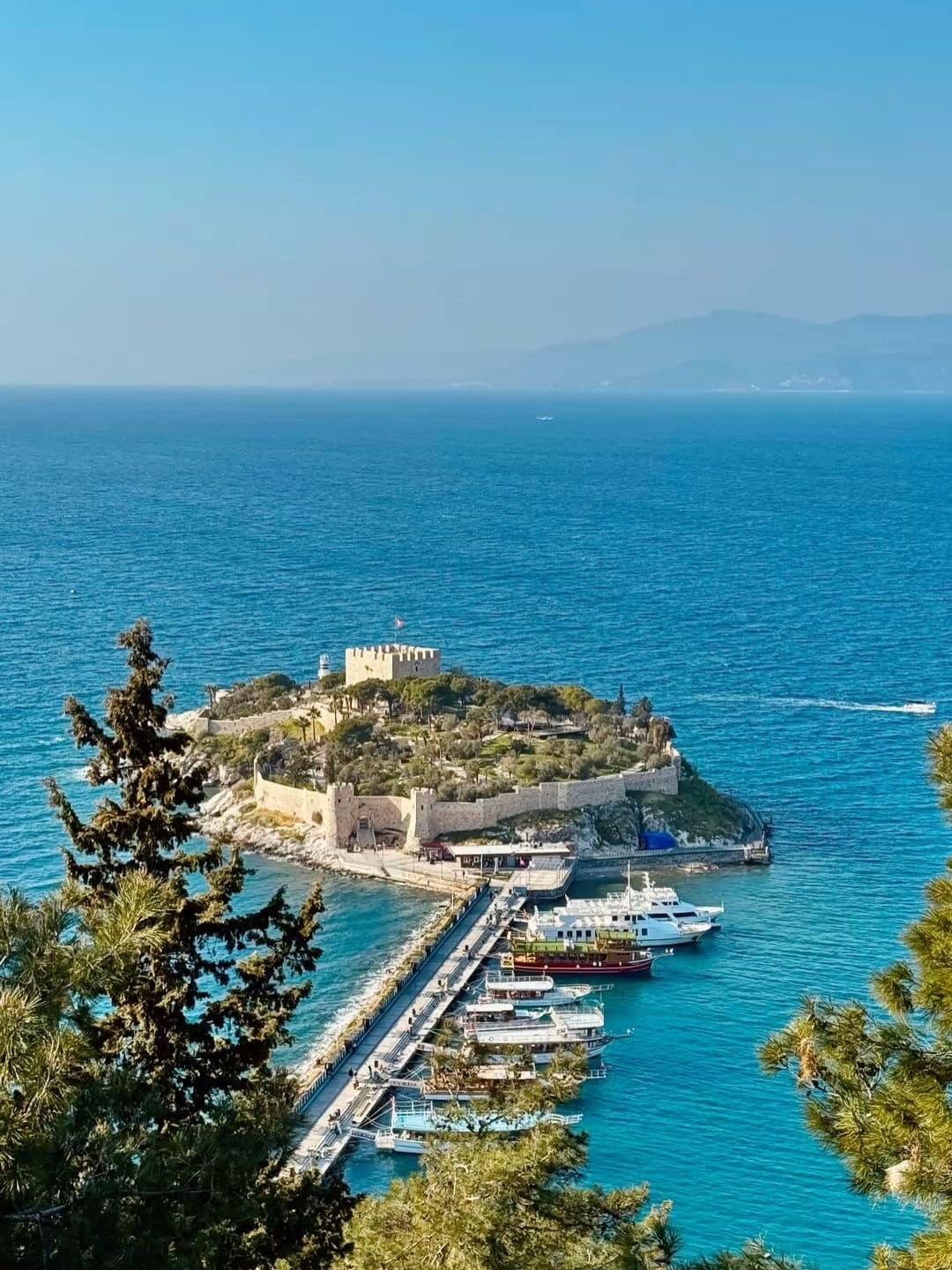 Istanbul and Kusadasi on a 4-Night Budget Turkey Trip