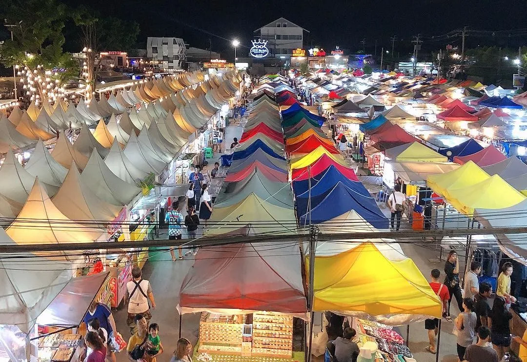 Indy Night Market Dao Khanong