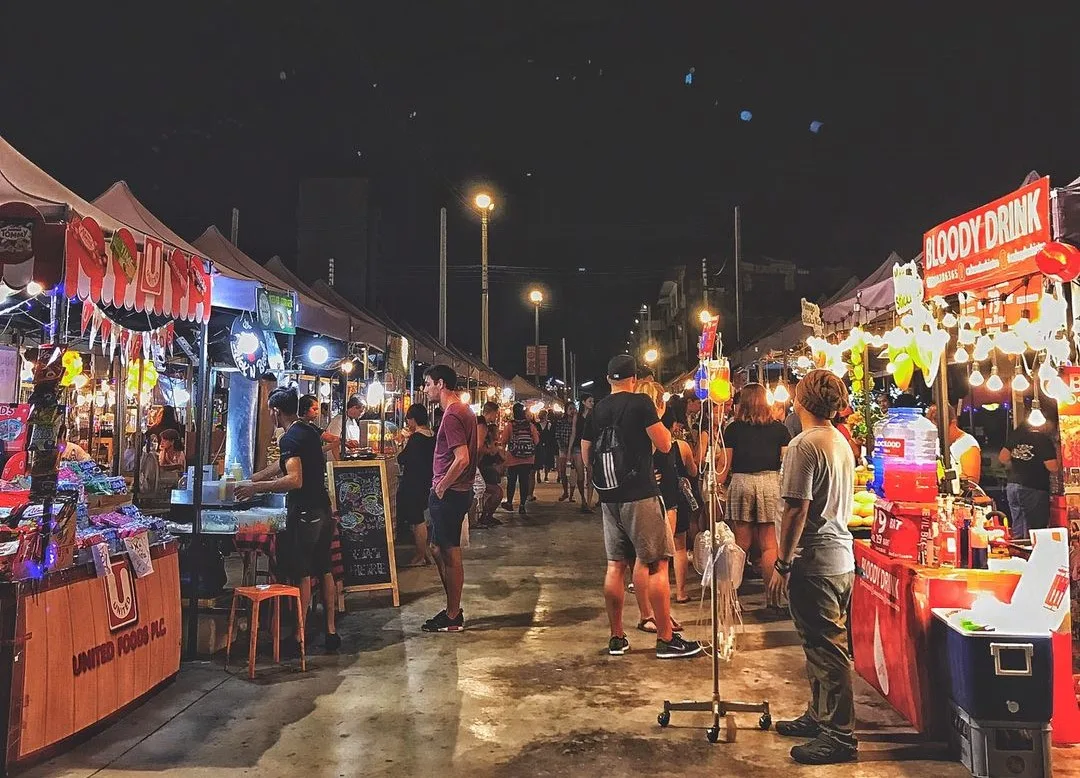 Pratunam Night Market