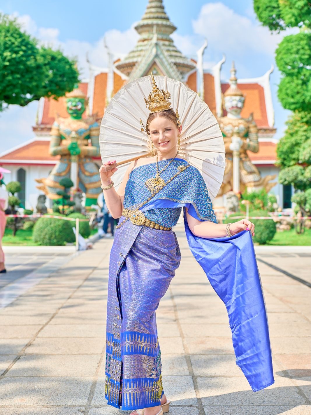 Chut Thai traditional outfit one of the best dresses to buy