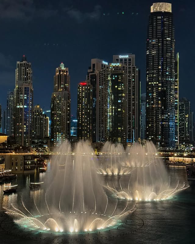 Dubai Fountain Show