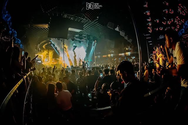 New Phuong Dong Nightclub