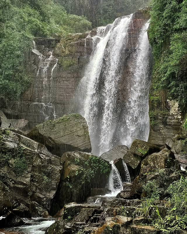 Ramboda Falls