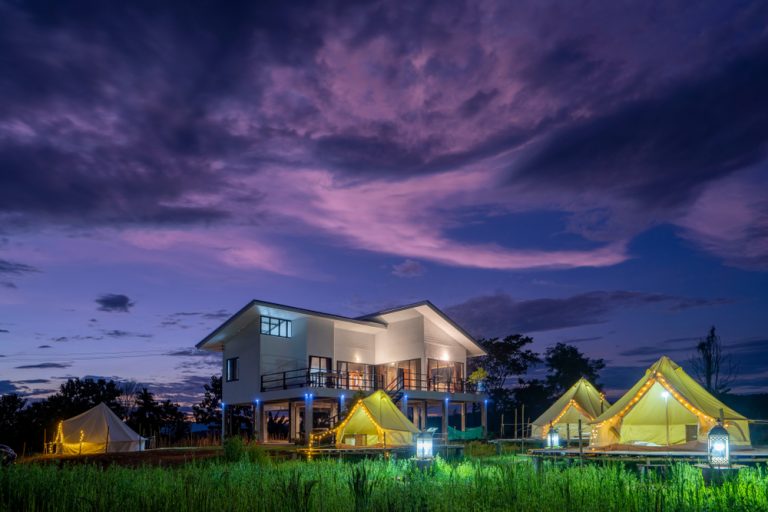 where to stay in da nang