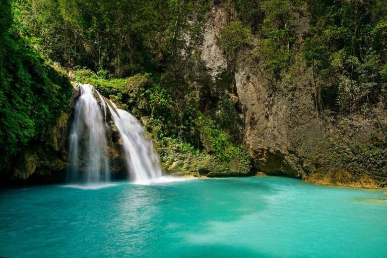 waterfalls in the philippines