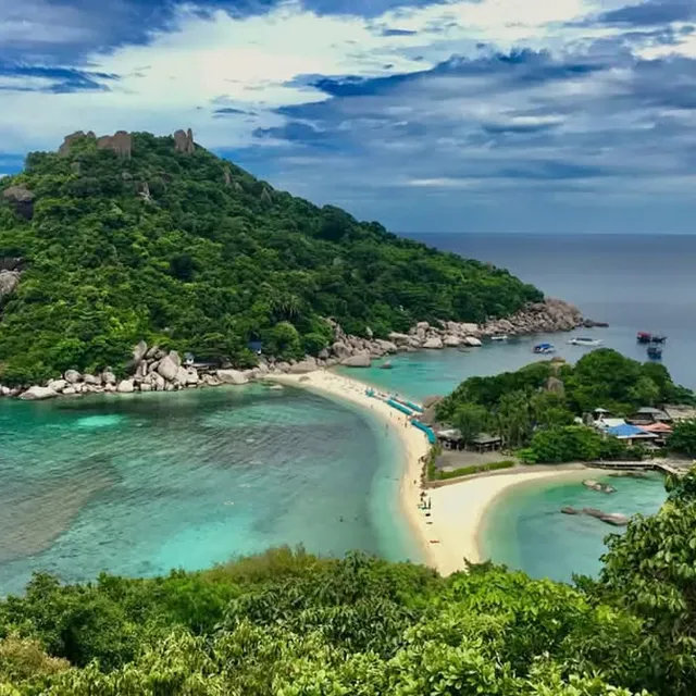 Koh Nang Yuan Island