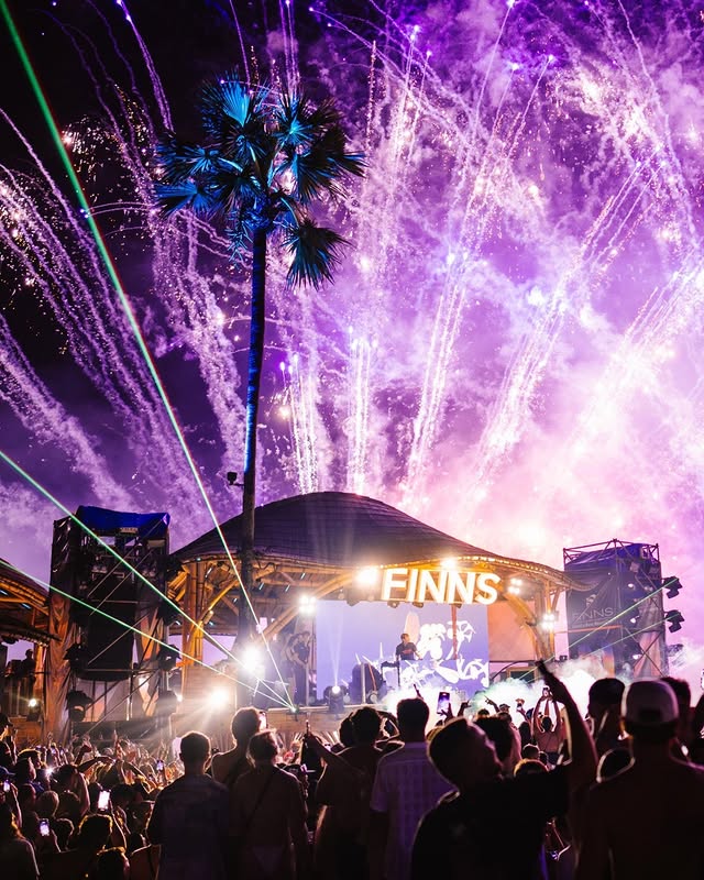 FINNS Beach Club