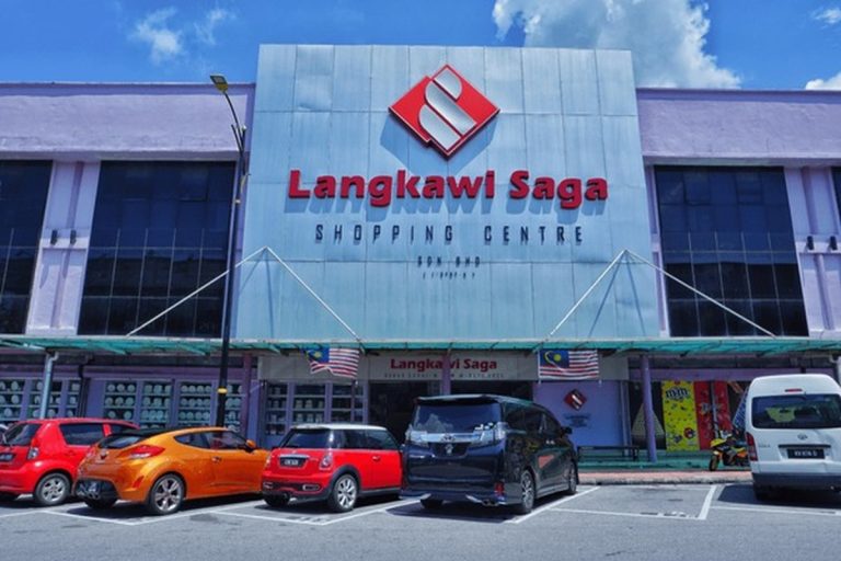 shopping in langkawi malaysia