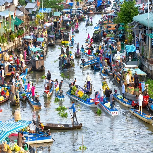 floating market vietnam​